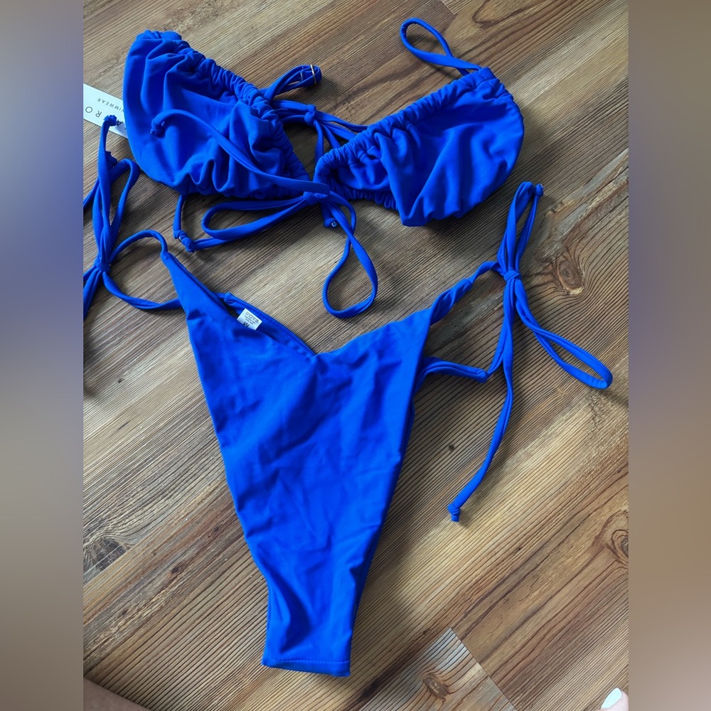 Aqua Tropic's Swimwear Size M "Wear wtih Confidence" - Brand New